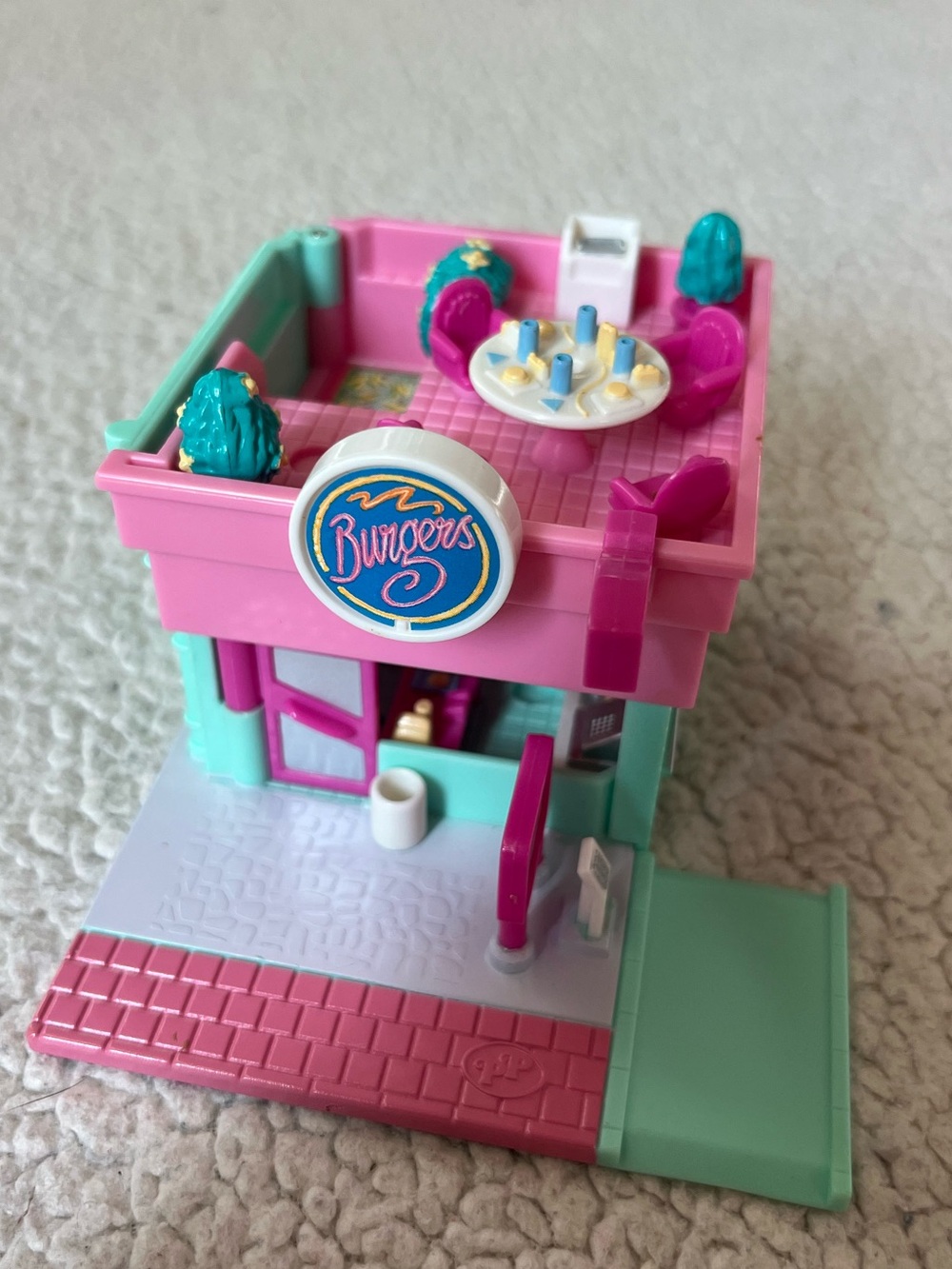 Vintage 1994 Bluebird Polly Pocket Drive Thru Burger Stand Playset